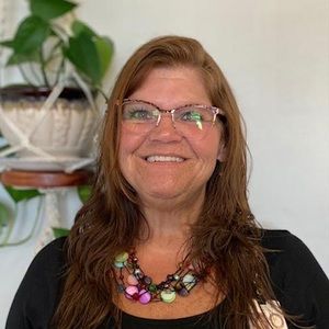 Meet your Posher, Sharon